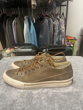 John Varvatos Bootleg Brown Low-Top Sneakers with Cream Sole